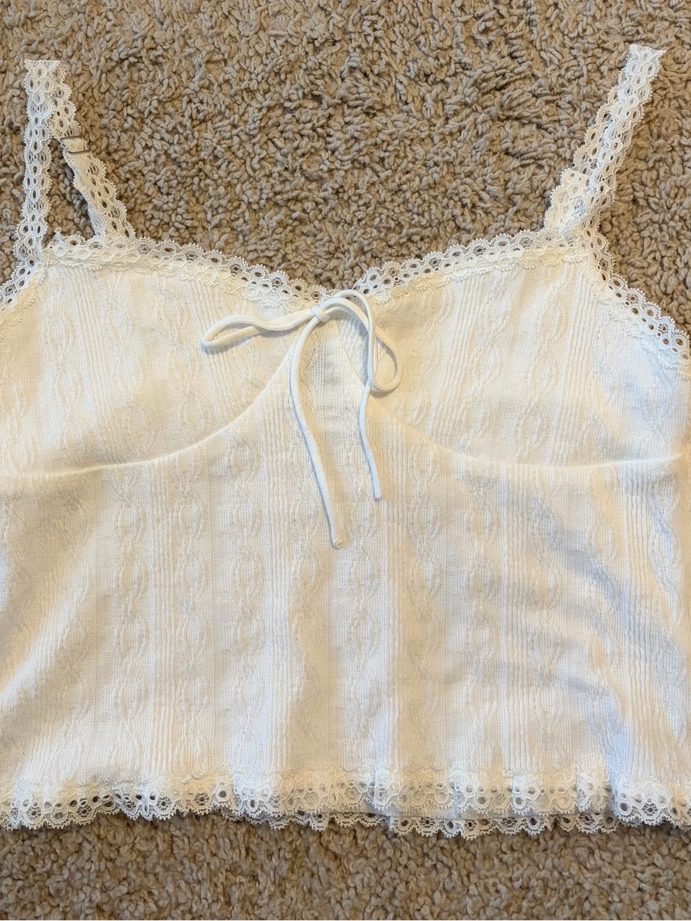 Altar'd State White Lace-Trim Tie-Accent on Front Camisole medium